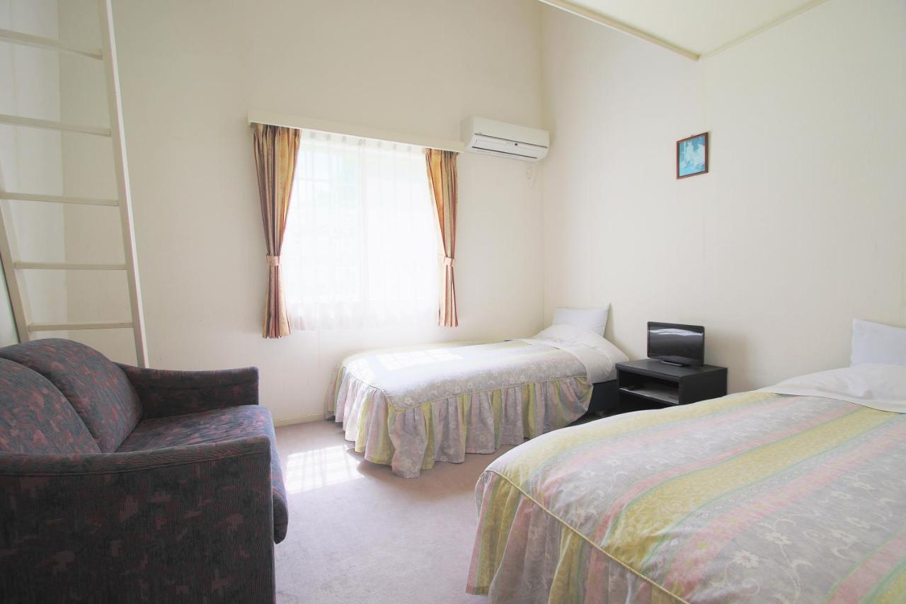 Mt Fuji B&B Pension Le Lagon Yamanakako Buitenkant foto